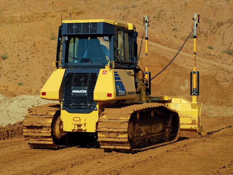 BULDOZER KOMATSU D51 oferta