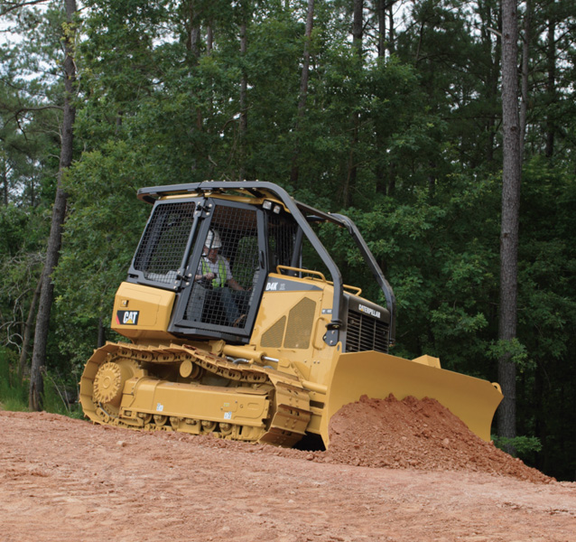 Buldozer Caterpillar D4K - poza 4