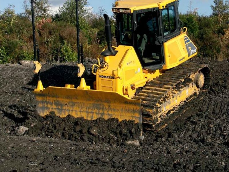 Buldozer Komatsu D51 vand