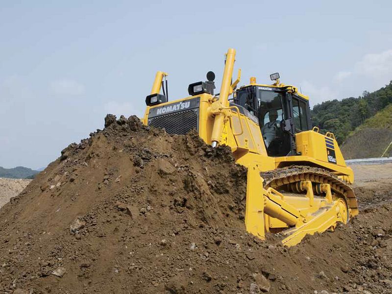 BULDOZER KOMATSU D155 Romania