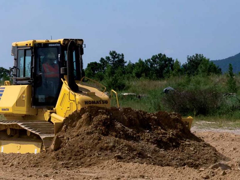 BULDOZER KOMATSU D61 second hand