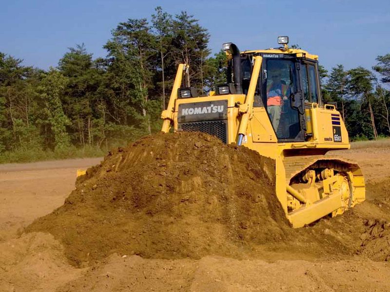 BULDOZER KOMATSU D65 second hand