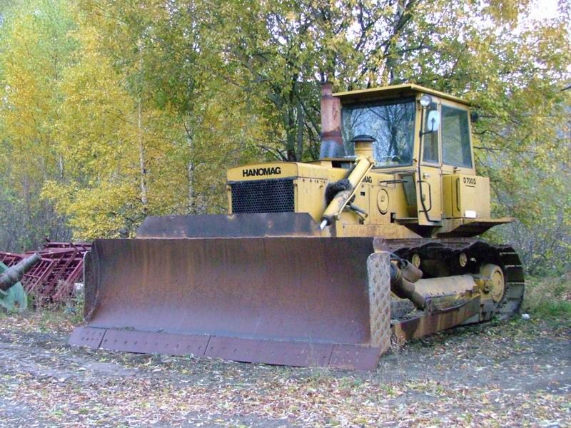 Buldozer Hanomag D700 oferta