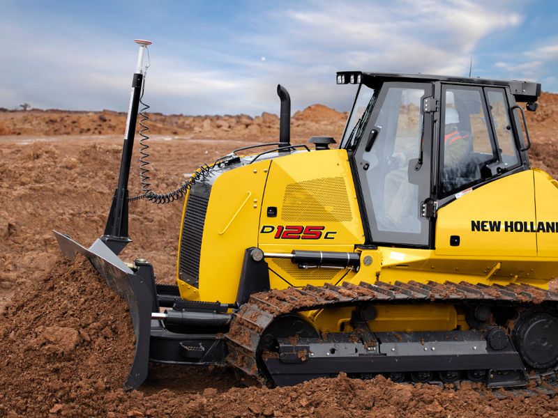 Buldozer New Holland D125