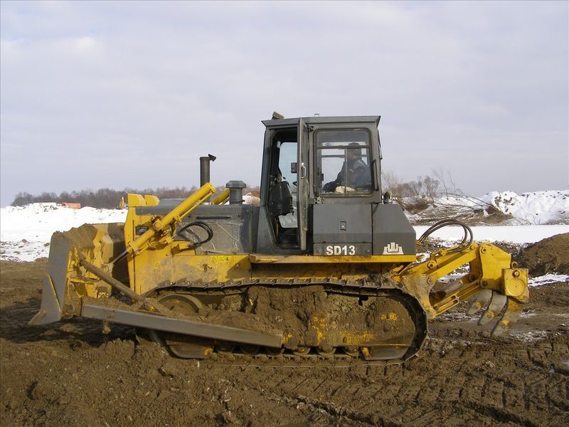 Buldozer Shantui SD13 dealer