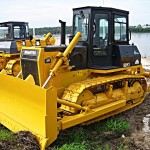 Buldozer Shantui SD13