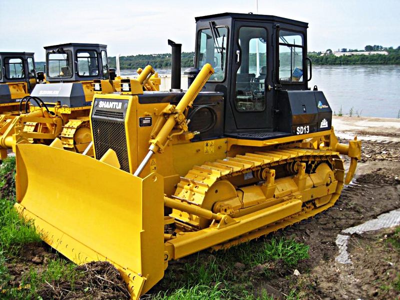 Buldozer Shantui SD13