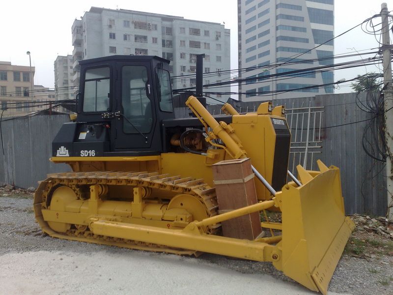 Buldozer Shantui SD16 vand