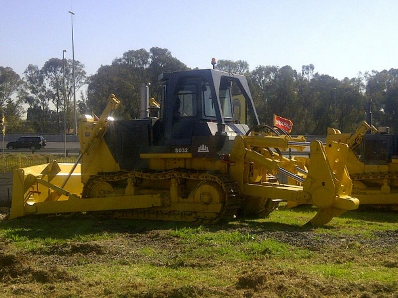 Buldozer Shantui SD32 second hand