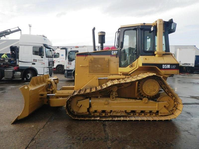 Buldozer-caterpillar-d5m-lgp-13-tone-lama-6-pozitii-second-hand-de-vanzare-2