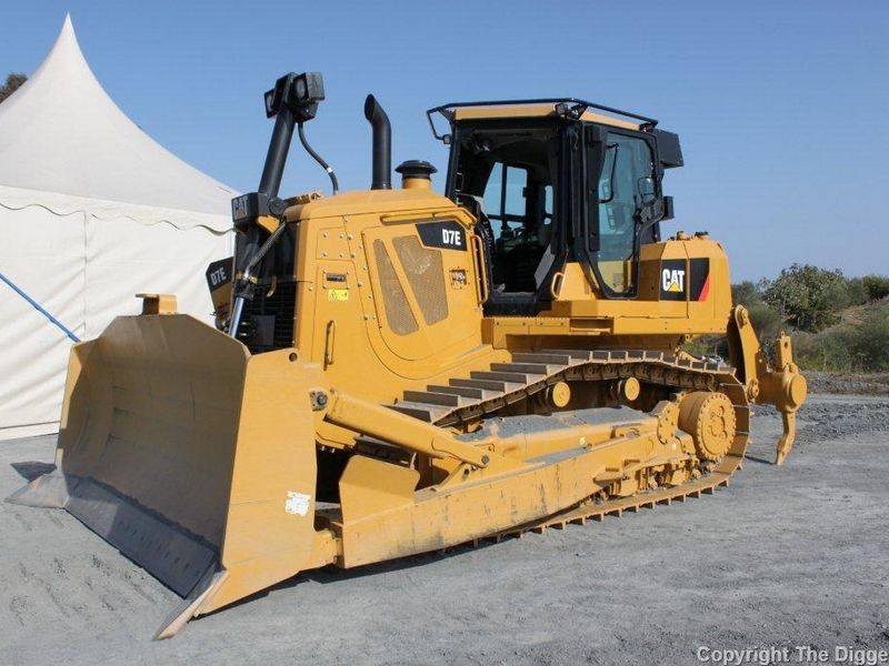 Buldozere Caterpillar D7E second hand