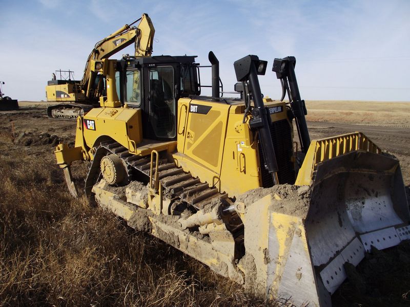 Buldozere Caterpillar D8T second hand