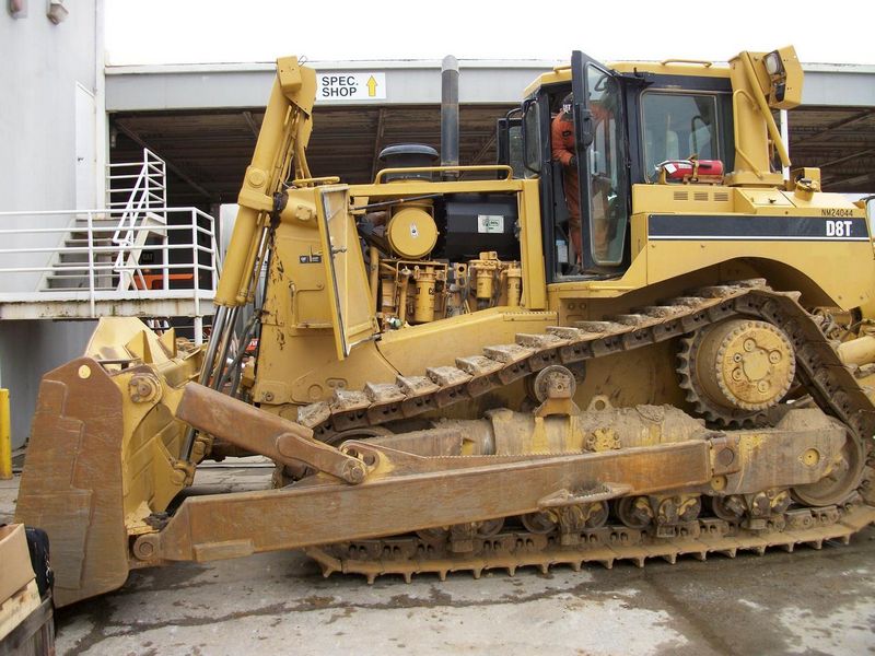 Buldozere Caterpillar D8T vanzare