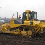 Buldozere Komatsu D65 dealer