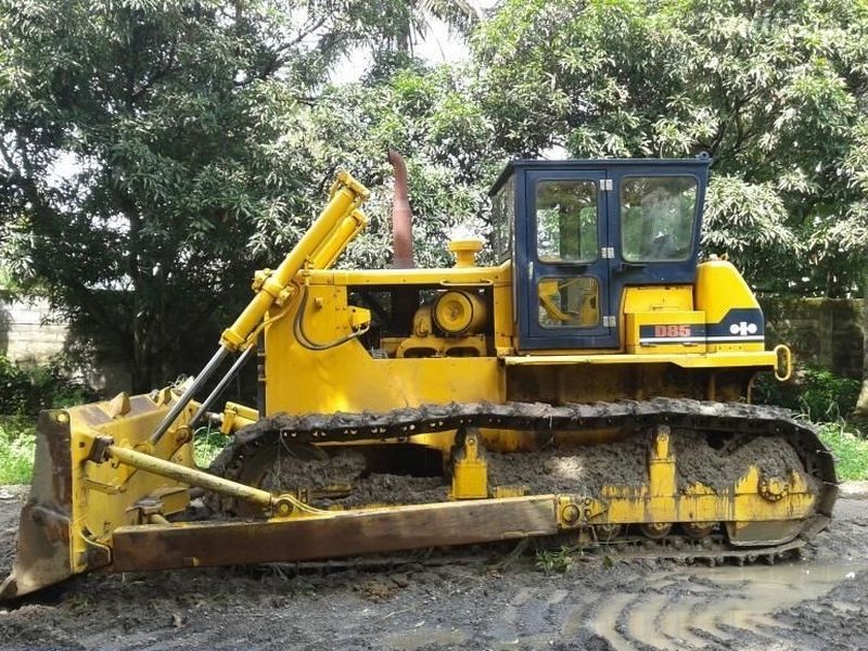 Buldozere Komatsu D85 Romania