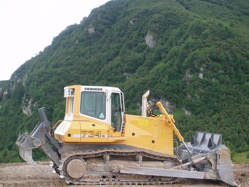 Buldozere Liebherr PR 734 dealer